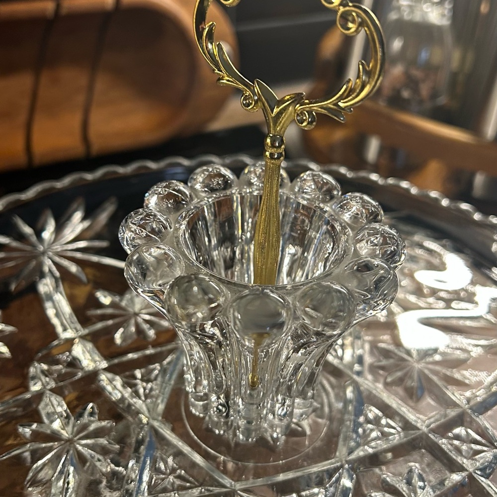 Elegant Glass Cake Stand with Gold Handle - Picture 2 of 8